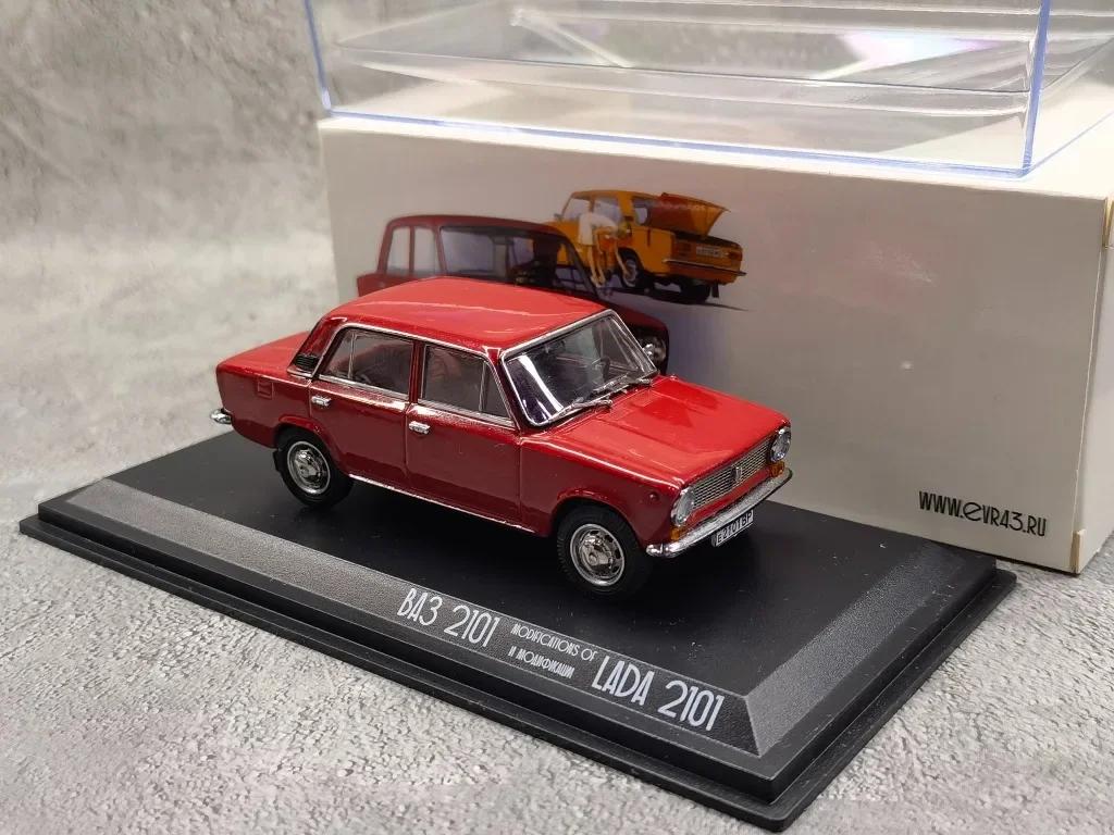 Литой под давлением масштаб 1/43 LADA BA3 2101 Модель автомобиля из сплава Сувенир Статические декоративные элементы Коллекция транспортных средств EVR43 Праздничные подарки Игрушка