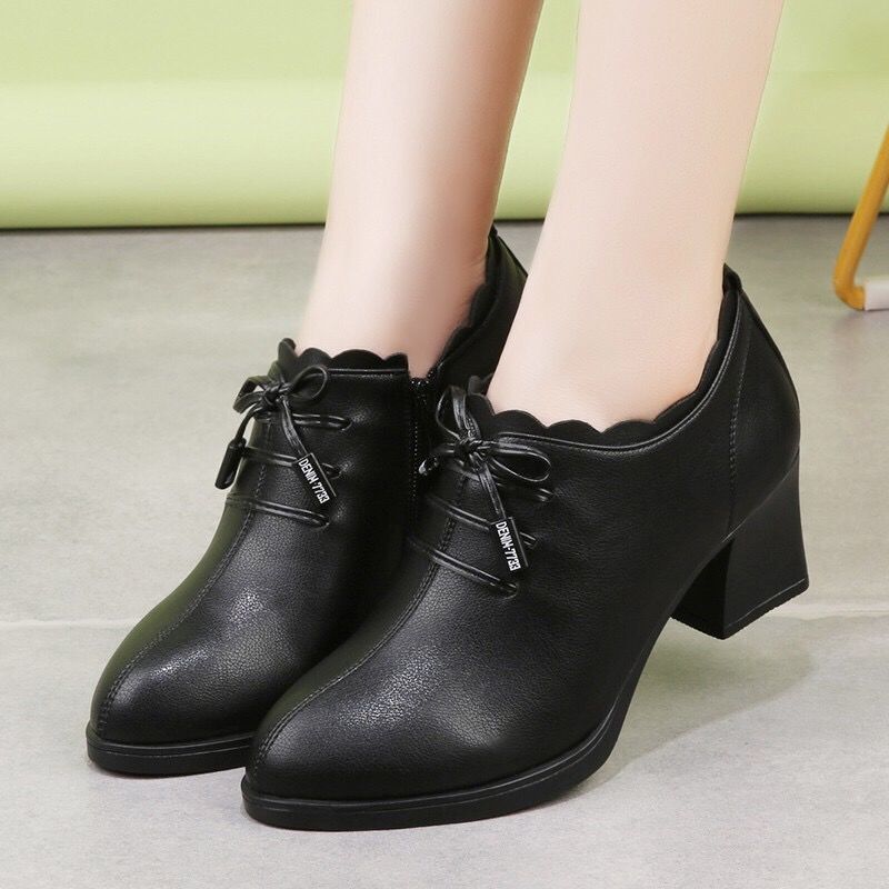 Women Faux Leather Single Shoes Mother Soft Sole Thick Heel Non Slip Black Casual High-heeled PU Shoes Plus Size