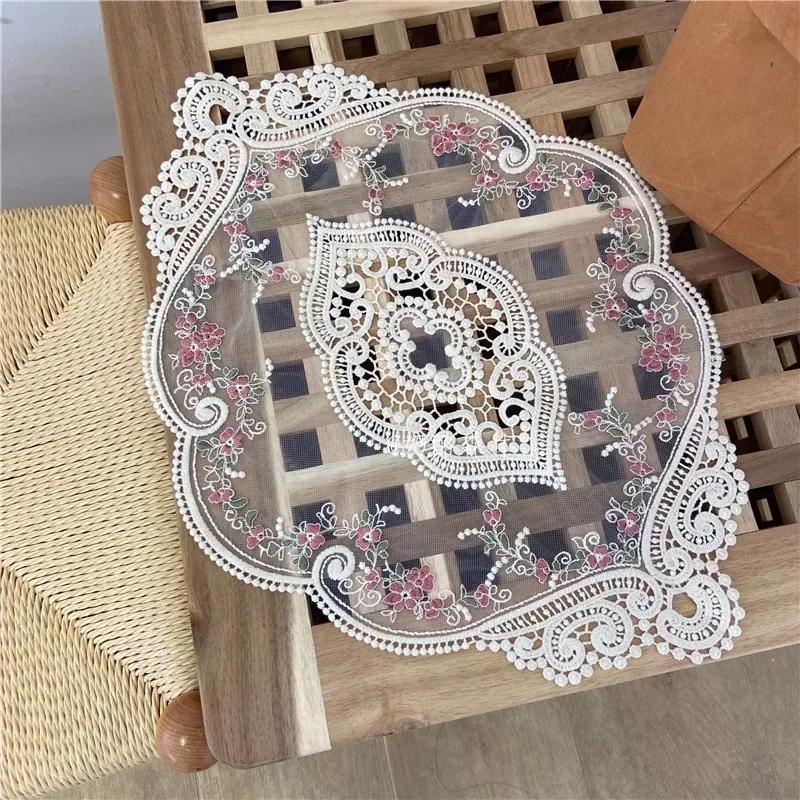 European Oval Lace Embroidered Coaster Bedroom Study Kitchen Cup Table Mat Food Fruit Plate Cover Cloth Christmas Decoration