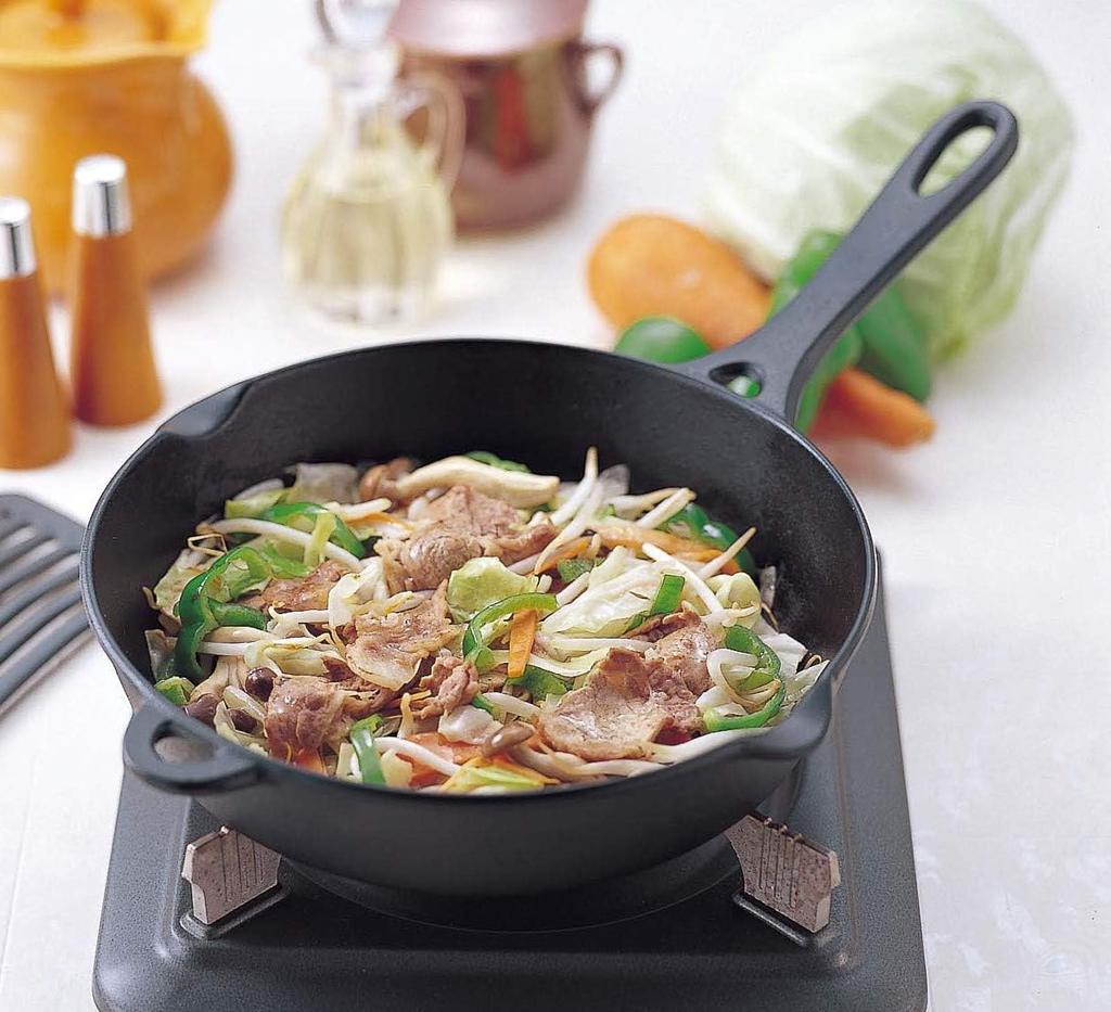 Сковорода Iwachu 24 дюйма, черное покрытие, внутренний диаметр 23,5 см, подходит для индукционных плит, чугунная посуда Намбу, 24012, Черный