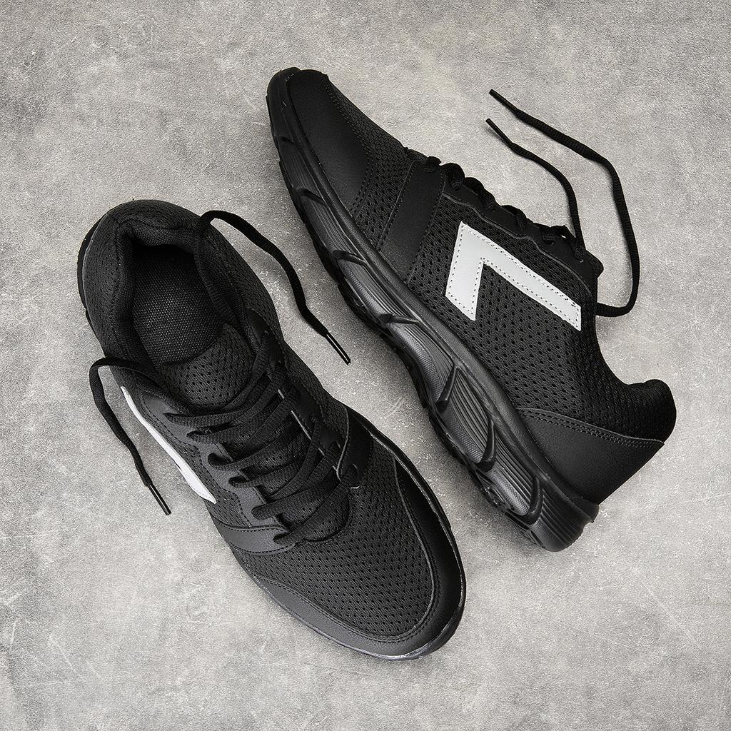 Men Running Shoes Comfortable Sport Shoes Male Trend Lightweight Casual Shoe For Men Sneakers Breathable Zapatillas Black