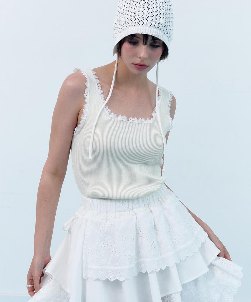 CLO'ET Lace-Trimmed Sleeveless Knit Top + Ivory