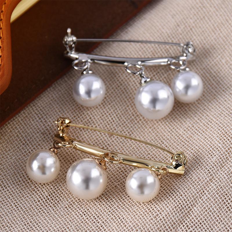 Pearl Fixed Strap Charm Safety Pin Brooch Sweater Cardigan Clip Chain Brooches