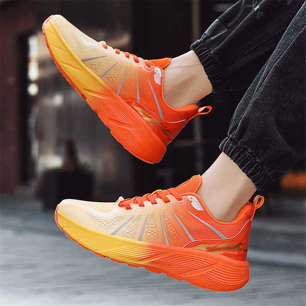 Fashion Bicolor Slip-resistant Comfortable Women Vulcanize Shoes 32 Red Sneakers Husband Sport Loofers Sneakersy Lux Flatas Fat
