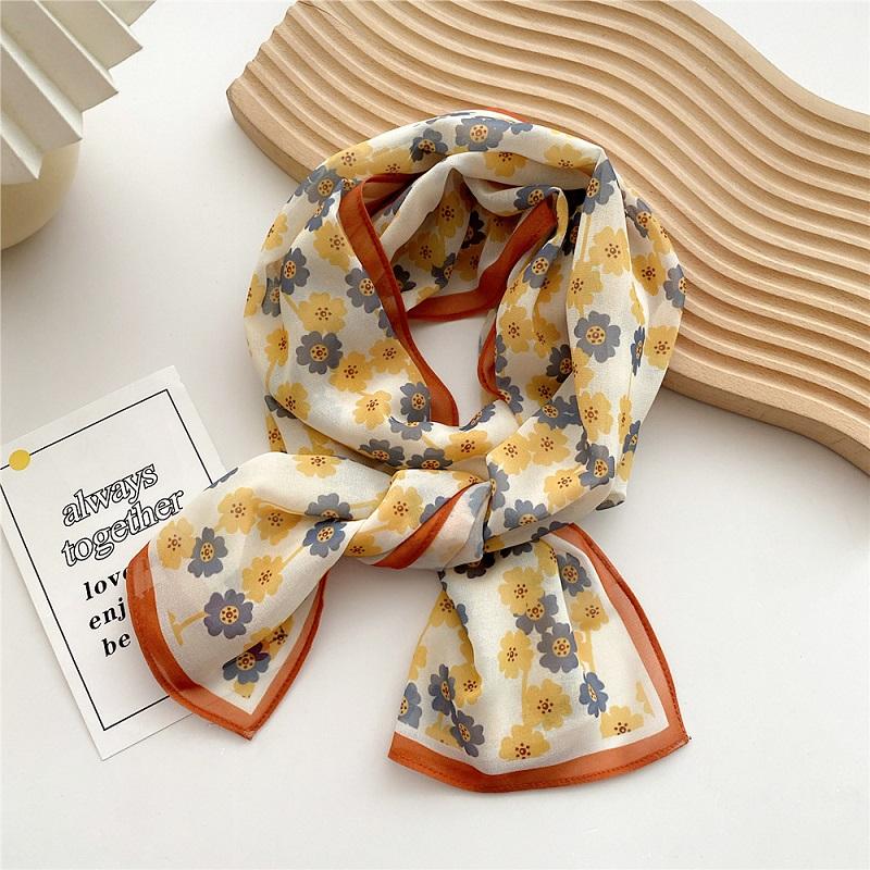 Spring and Summer Fashion Womens Scarf Luxury Designer Beach Scarf Cover-ups Flower Printing Hijab Decorate Scarf