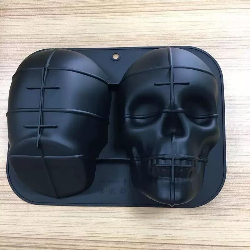 Large Skull Cake Pan 12.6 Inch, Silicone Skull Mold for Halloween Baking, 3D Detailed Skull Cake Baking Pan for Birthday Party