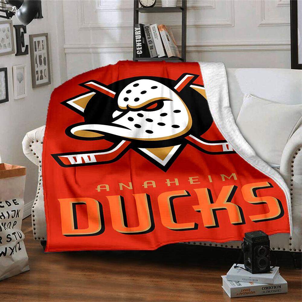 1pc Football Team (51) Blanket, Gift, for Men and Women, Soft Blanket, Good for Sofa Bed Couch Travel, Lightweight Flannel Blanket