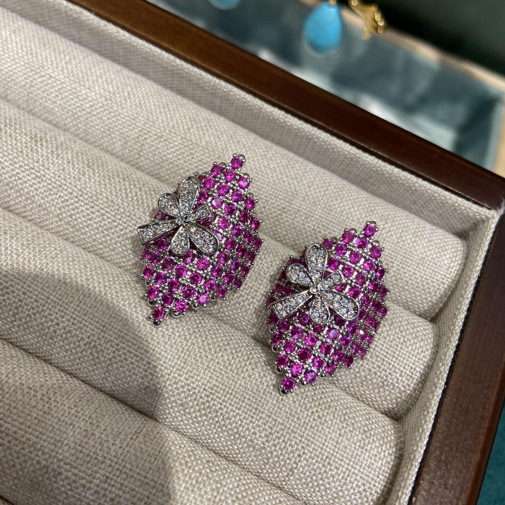 Модное популярное кольцо с ромбом из красного корунда и бриллиантами, розовыми красными бриллиантами, маленькими цветочными серьгами-гвоздиками, медное покрытие 18 карат, открытое кольцо