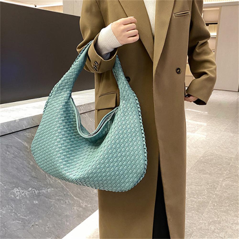 French High-End Woven Bag For Women, Versatile Shoulder Bag, Niche Texture Portable Commuter Bag