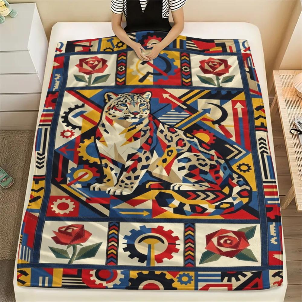 Snow Leopard Animal Print Flannel Blanket, High quality Comfortable for All Seasons, Home Decor, Warmth and Comfort, Perfect for Christmas Gifts126