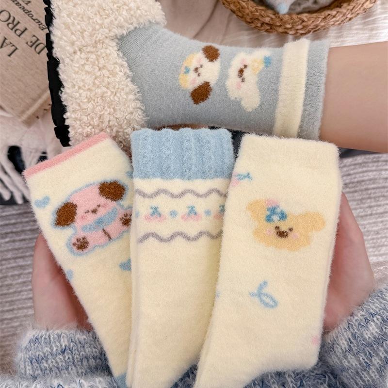 Australian Fleece Socks Cartoon Dog Love Pile Socks Thickened Warm And Cute Home Floor Sleeping Socks Winter