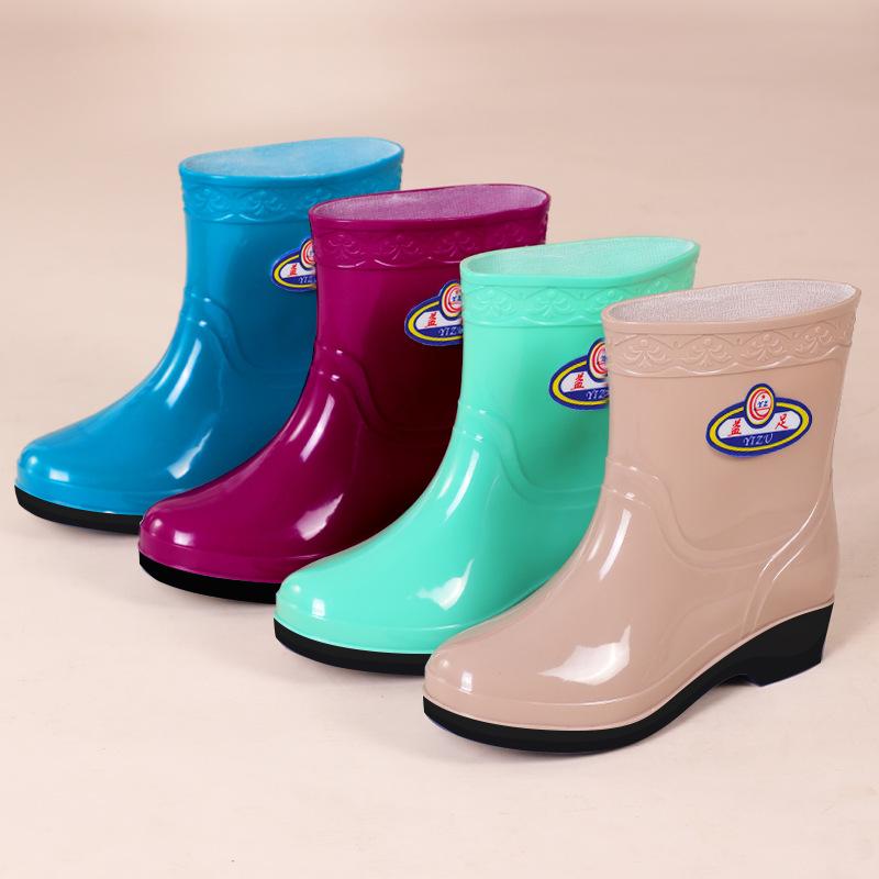 Rain shoes anti-shoe rain boots rubber shoes overshoes women's fashion medium tube velvet cotton warm adult non-slip kitchen work shoes