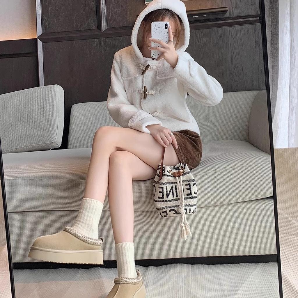 Этнический стиль толстоподошвочные пушистые тапочки женские 2025 новые мех интегрированный ленивый мешок голова полу-носок Tats угги