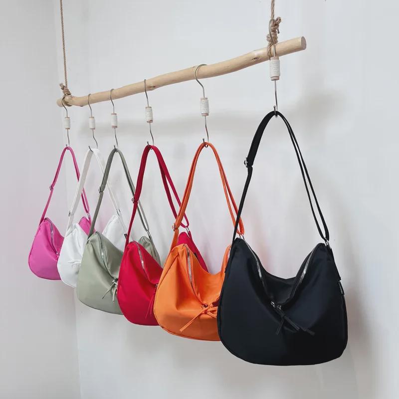 2025 Women's Large-Capacity Versatile Canvas Dumpling Bag: High-End Casual Commuter Tote