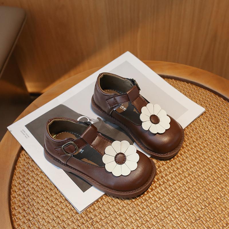 Обувь для девочек-принцесс 2024 года, весна-осень, детская повседневная кожаная обувь, модные универсальные милые детские туфли с цветочным принтом в стиле ретро на плоской подошве