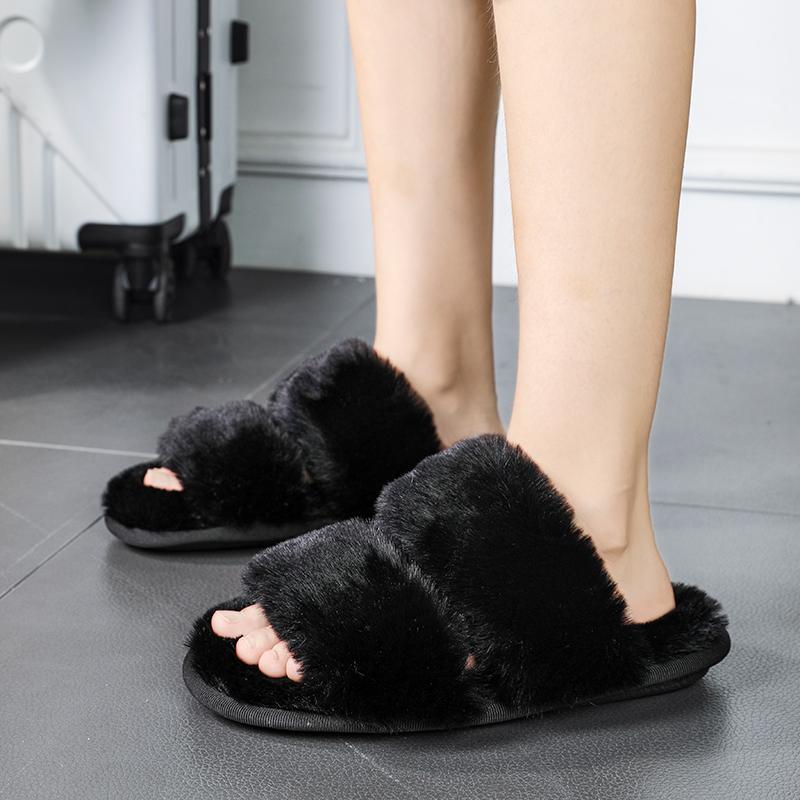 Winter Plus Velvet Warm Cotton Slippers for Home Use Casual and Fashionable Plus Cotton Slippers Fuzzy Slippers 35-44