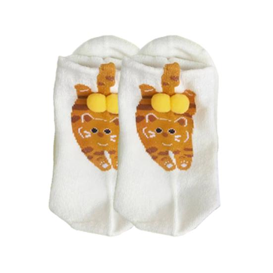 Cute Cat Socks with Balls for Women Novelty Animal Crew Socks Funny 3D Fuzzy Balls Cotton Sock for Cat Lovers