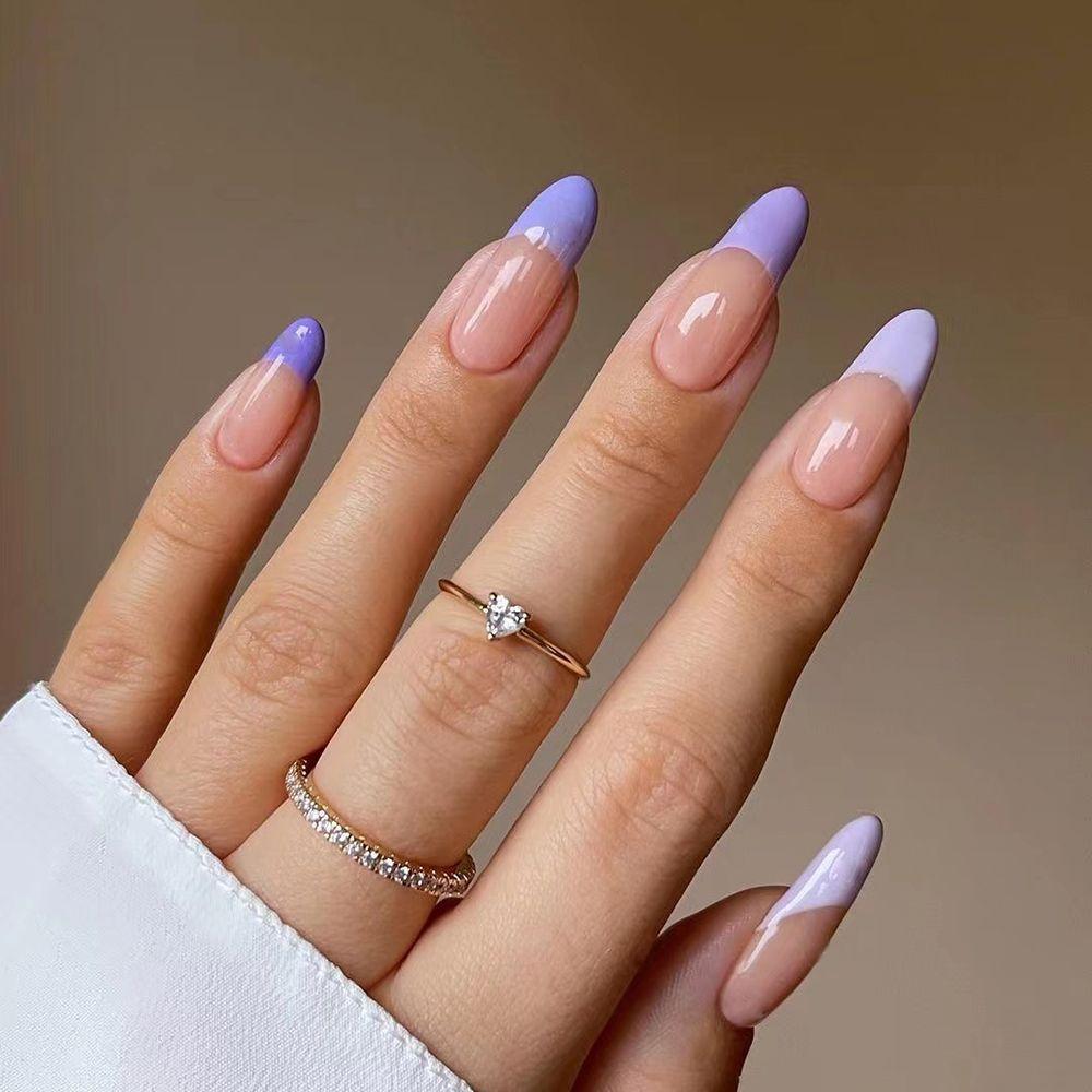 Women Fashion Almond False Nails Detachable French Fake Nails Full Cover Press On Nails Wearable Nail Tips Manicure Tool