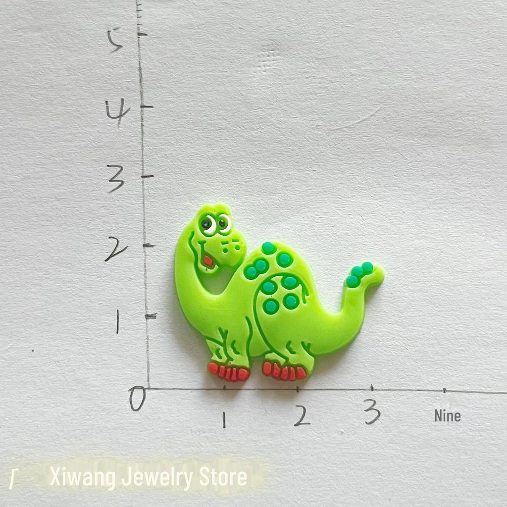 Аксессуары для динозавров из мультфильмов своими руками: Подвески для обуви, чехлы для телефонов и магниты