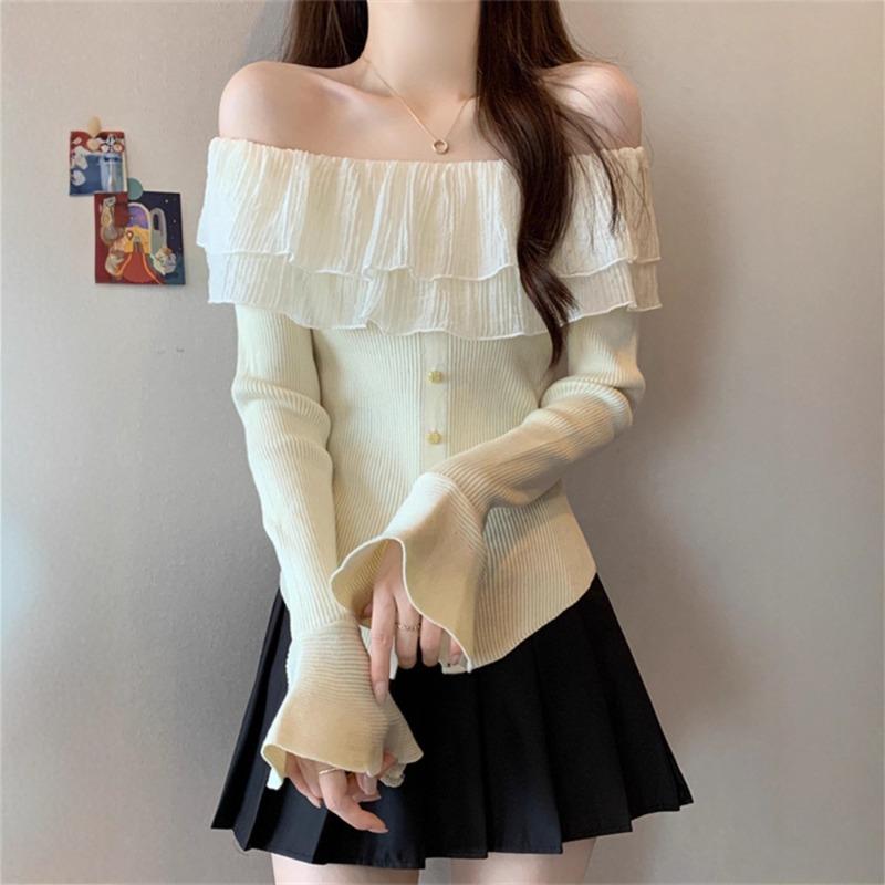 Lotus Leaf Edge One-word Shoulder Horn Sleeve Black T-shirt Women's Early Autumn Temperament Thin Design Short Top