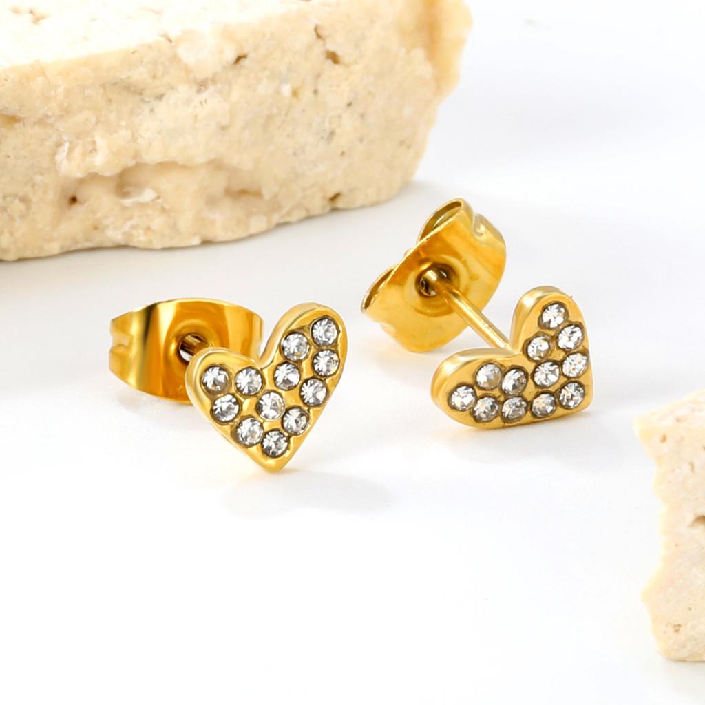 Heart-shaped Butterfly Earrings, Sstainless Steel INS Fashion Cute Style for Everyday Wear, Sweet Girl Jewelry that Doesn't Fade
