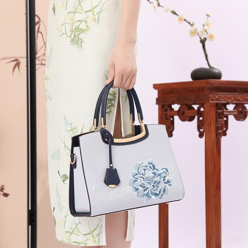 Embroidered Mom Bag with a High-End Feel, 2024 New Model for Middle-Aged Women, Large Capacity Shoulder and Crossbody Tote Bag