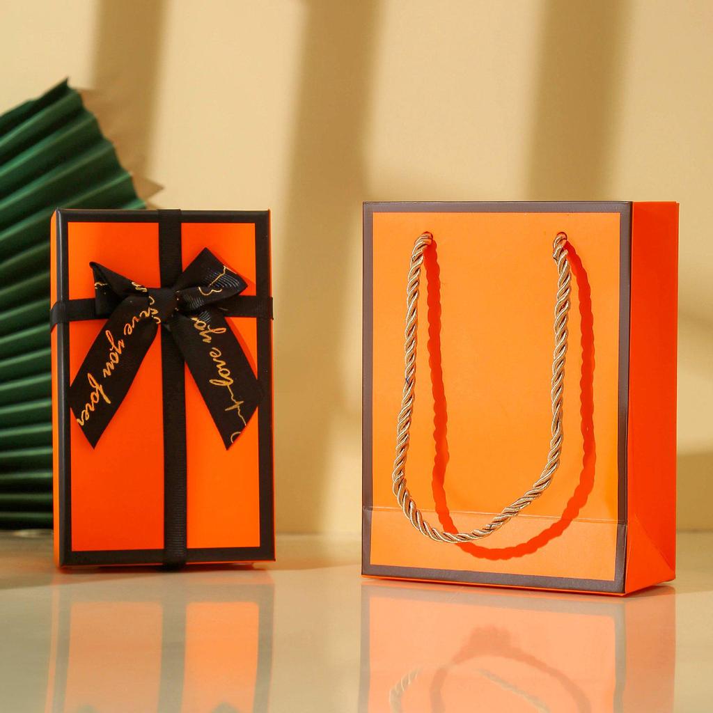 Exquisite Hand-Woven Wool Crochet Persimmon Peanut Keychain Pendant