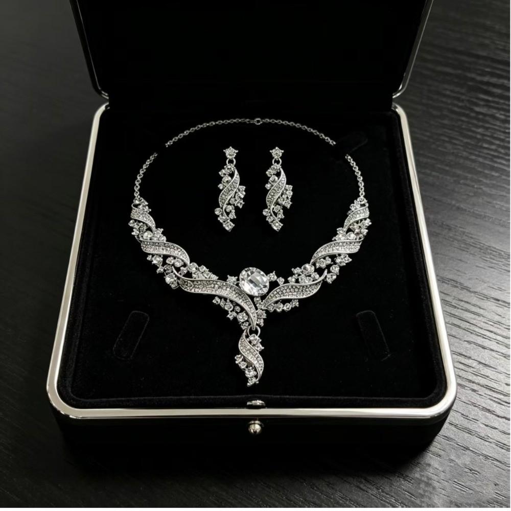 Colorful Rhinestone Jewelry Set Copper Electroplated Gold Clavicle Chain Earring Set Luxury
