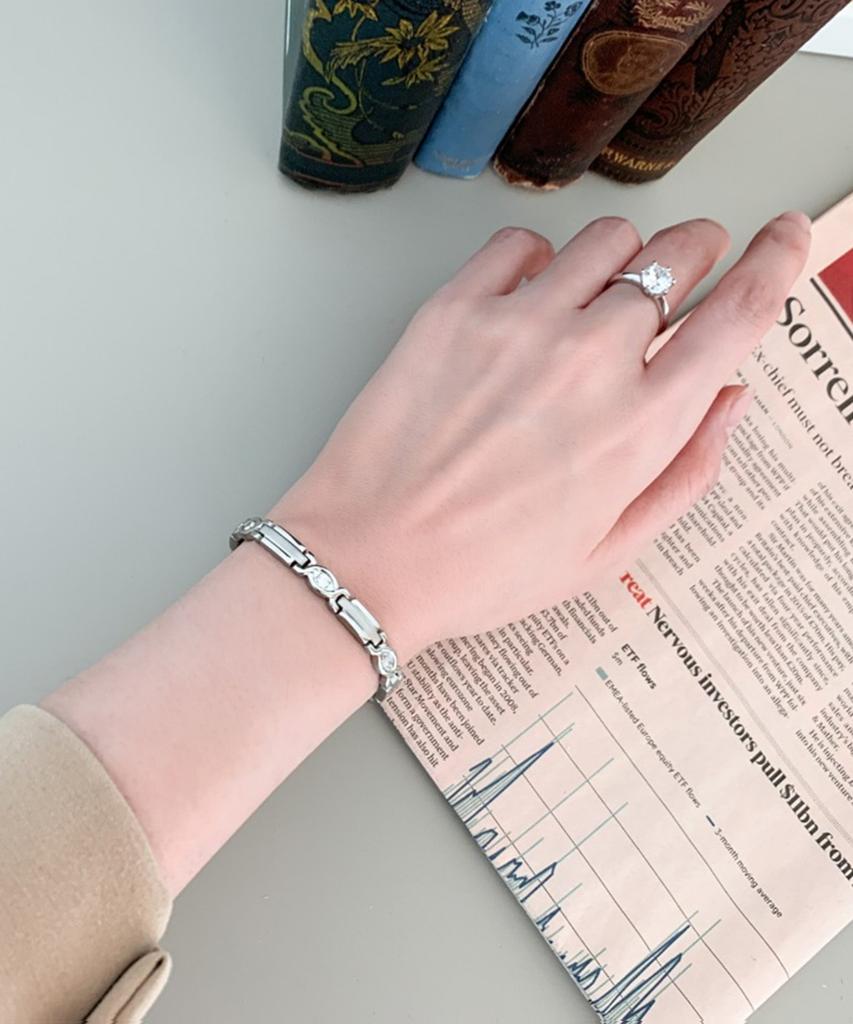 Sabona London 303 Lady Executive Silver Gem Magnet Bracelet