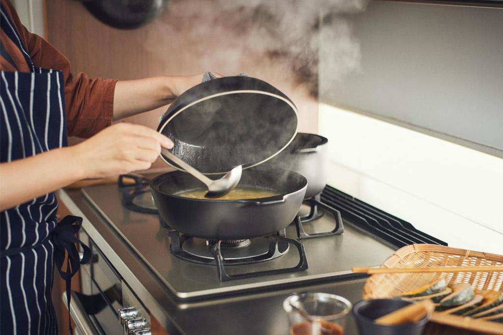 Kinto KAKOMI Direct Fire Earthenware Pot, White, 1.2L, 25211