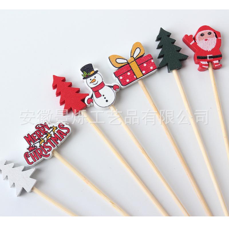 Бамбуковые шпажки для рождественских коктейлей и фруктов с Санта-Клаусом