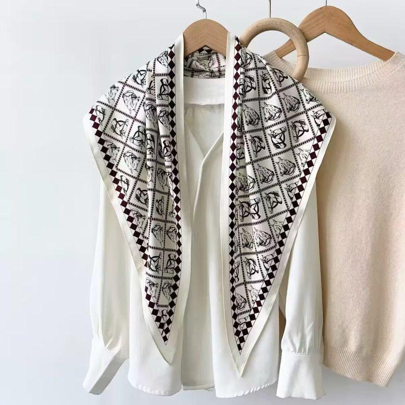 Retro simple and versatile big triangle scarf women's spring summer high-end feeling bag headscarf scarf shawl fart curtain decoration