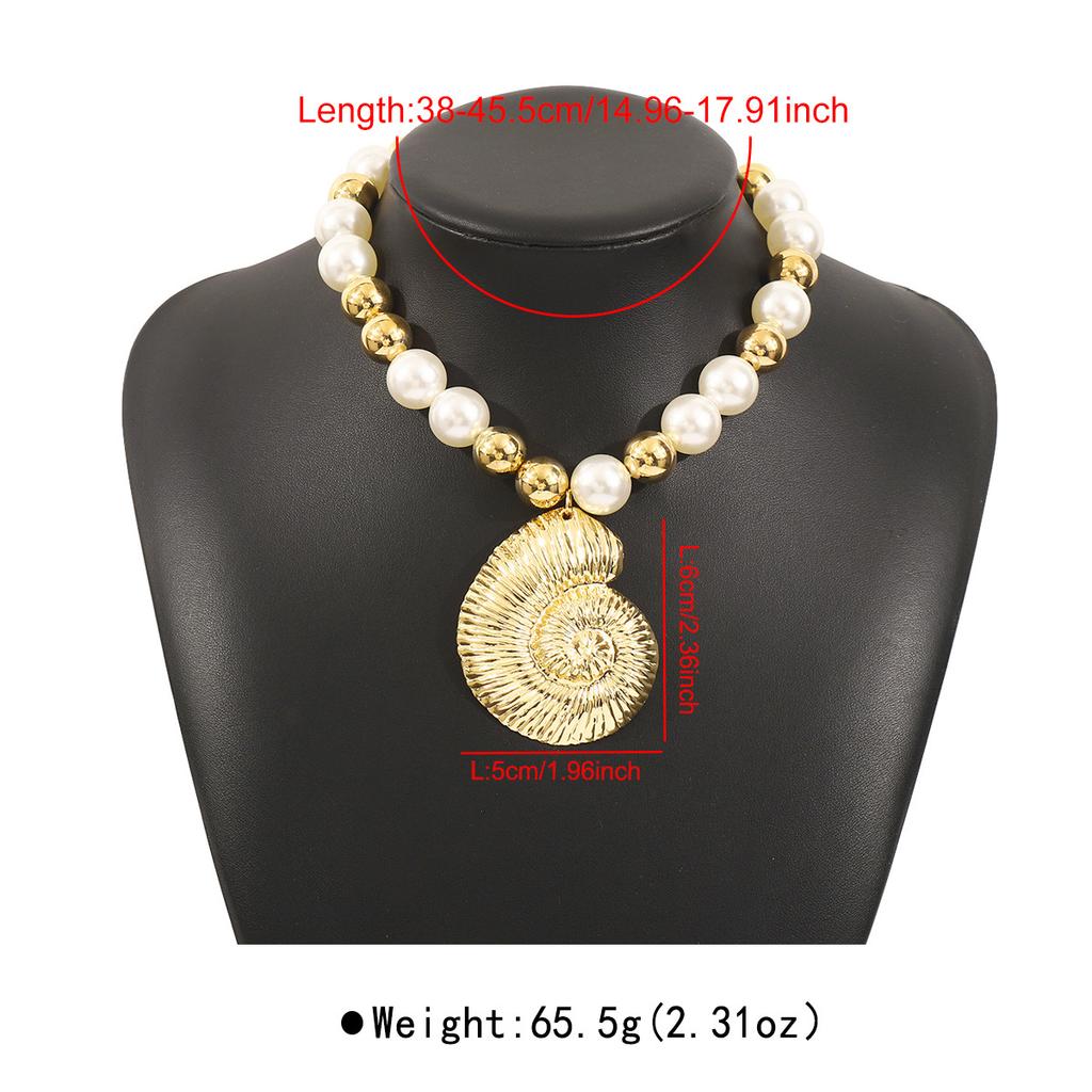Tooxika Exaggerated Hollowed Out Conch Pendant Necklace Fashion Round Beads Mixed Colour Imitation Pearl Necklace