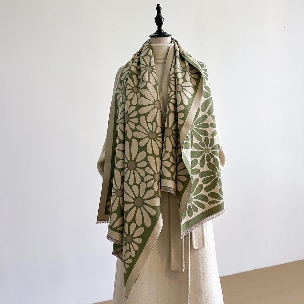Age-Reducing Flower Imitation Cashmere Scarf Temperament Versatile Warm Shawl Beautiful Girl Scarf