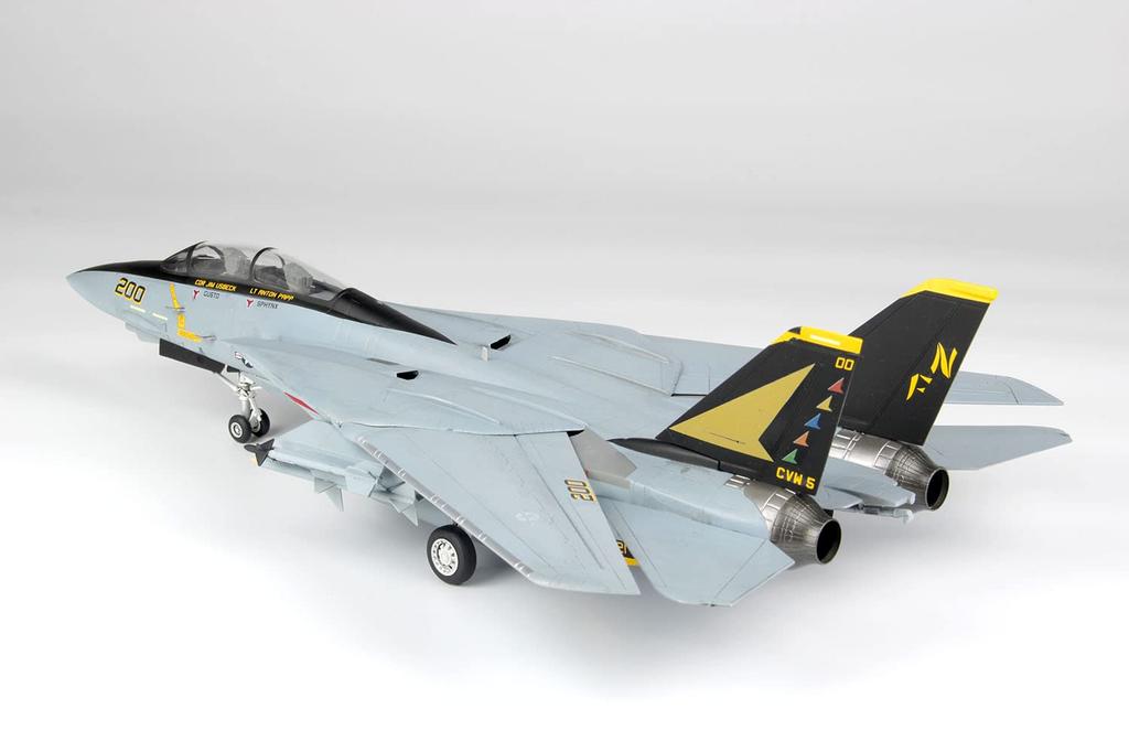 ВМС США Tomcat Фрилансеры Авиабаза Ацуги Пластиковая модель Platz/Italeri 1/48 F-14A VF-21 TPA-30