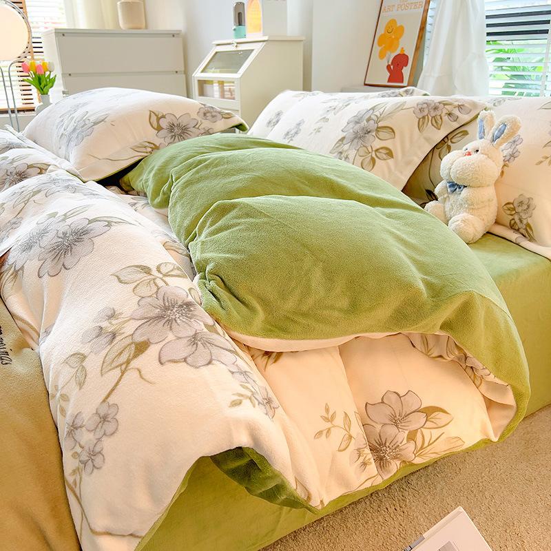 Зимнее молочное бархатное 4 предмета, скандинавское бархатное коралловое бархатное пододеяльник, фланелевая простыня, пододеяльник