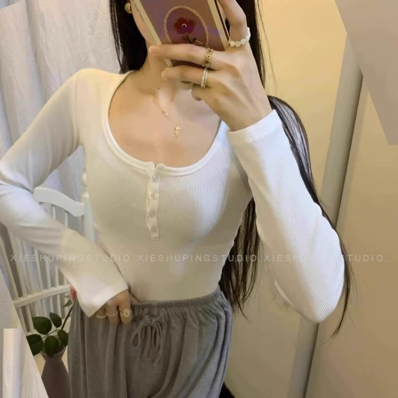 Chic Button Thread U-neck T-shirt for Women 2024 Spring and Autumn New Slim Long-sleeved Bottoming Shirt Short Low-neck Top