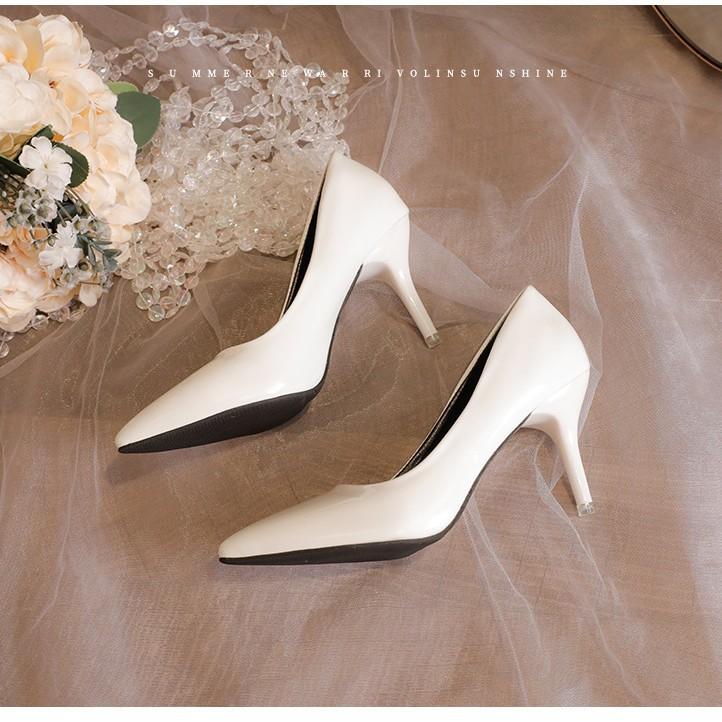 Черные туфли на высоком каблуке с красной подошвой для женской весны, новые, с острым носком, на тонком каблуке, сексуальные, с глянцевым темпераментом, одинарные туфли, женские туфли из лакированной кожи