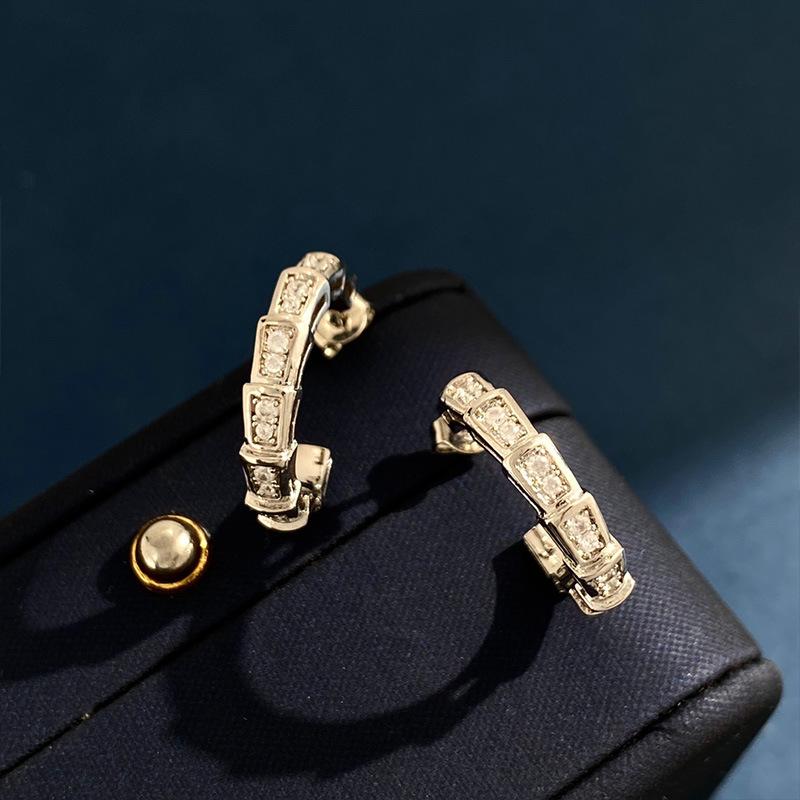 Аксессуары, Медь Узкая версия Полные бриллиантовые серьги в форме змеи С-образной формы Ins Популярный дизайн Серьги-гвоздики Украшения для ушей