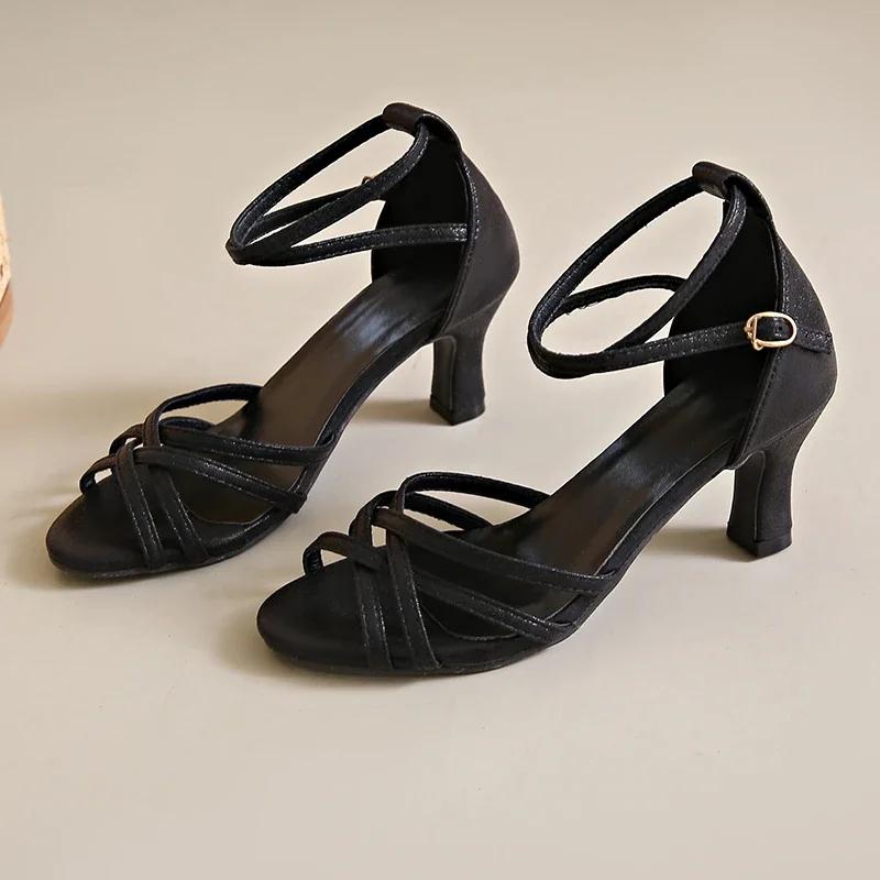 Женские сандалии 2024 года, высококачественные летние стильные популярные удобные женские босоножки на высоком каблуке с открытым носком и заостренным носком