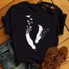 Short Sleeve Kawaii Tee Glden Feather Bird Graphic Print Funny Women T-shirt Black T-shirt Girls Top Female Clothes