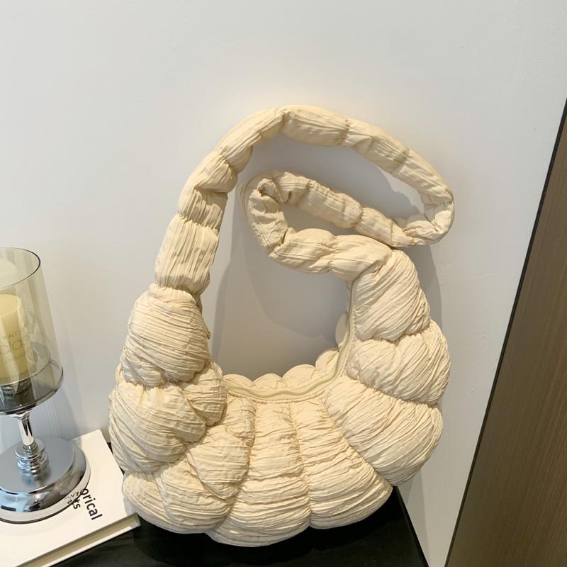 Soft Cotton Duffle Bag With Puffed Pattern And Single Strap For Casual Outings