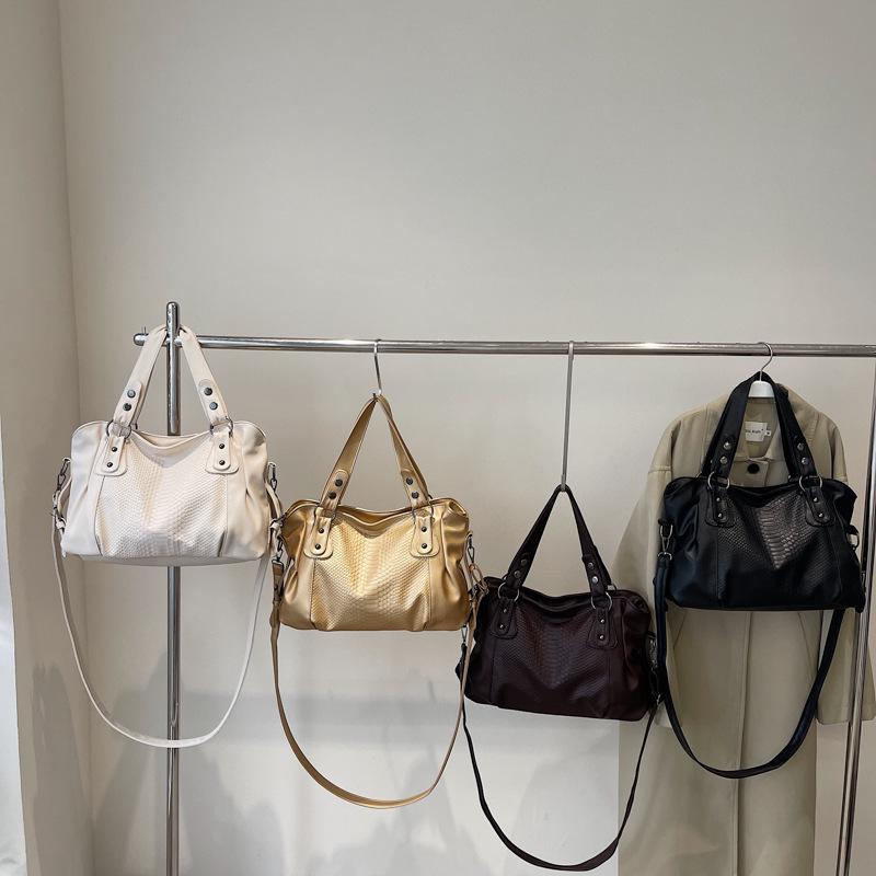 Ретро европейская и американская наплечная сумка: Универсальная, стильная, повседневная сумка для ежедневных поездок на работу