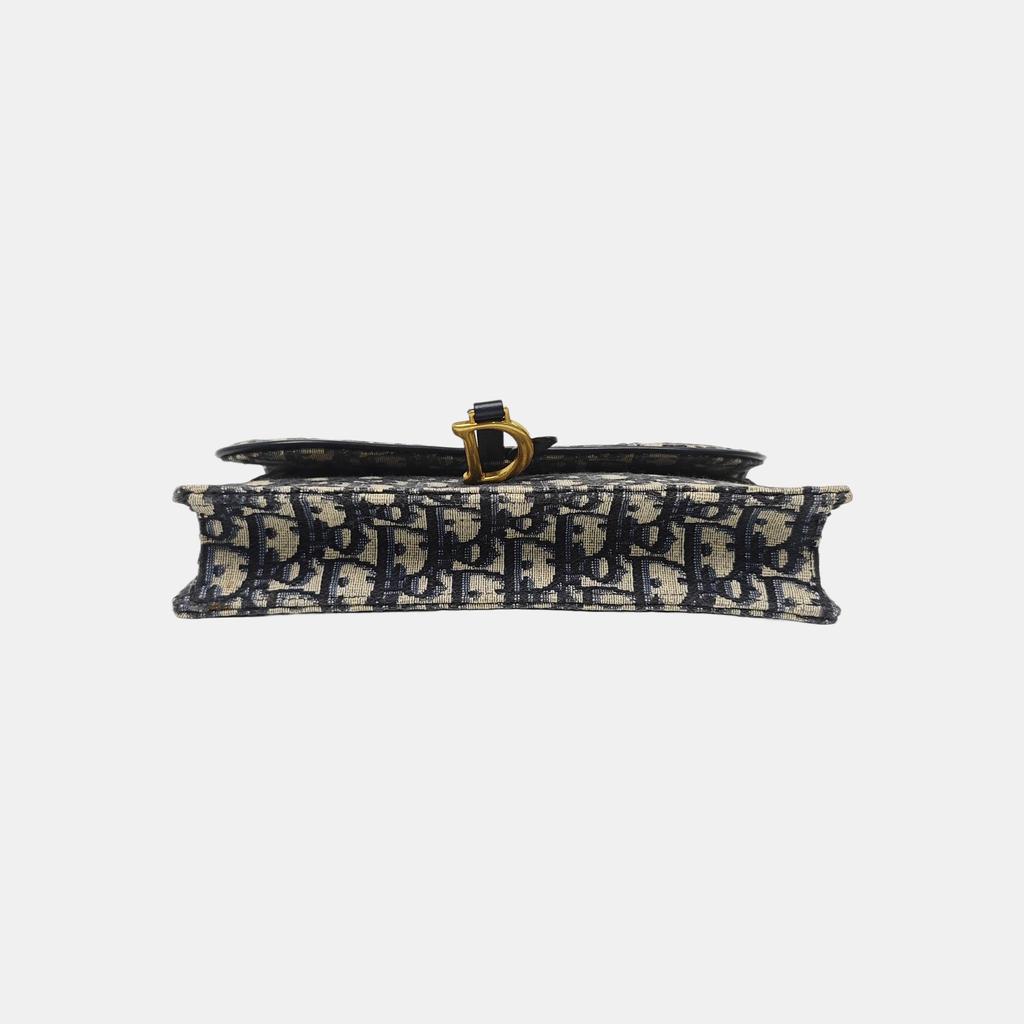 [Pre-Owned] Saddle Classic Monogram Removable Metal Chain Oblique Embroidery Fabric Saddle Bag - Very Good #IK1O9N