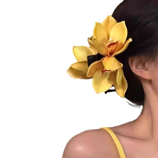 Hair Claw 3D Simulated Flower Shape Hair Clip Anti-slip Teeth Back Head Shower Hair Claw Hair Accessories