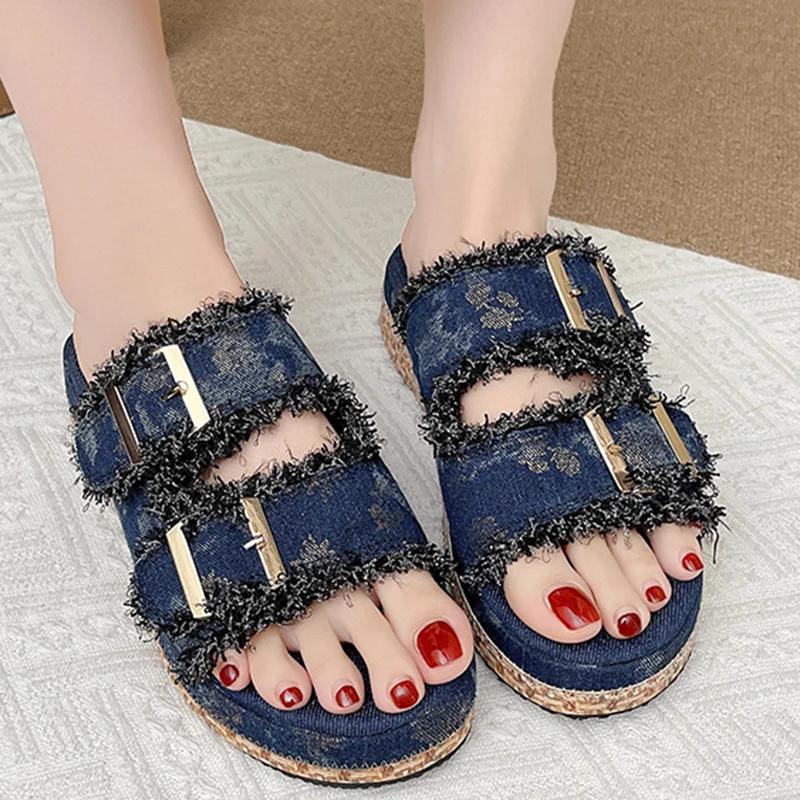 Модная женская обувь Модные джинсовые шлепанцы с двойной пряжкой Комфортные сандалии на толстой подошве Женские летние стильные шлепанцы на среднем каблуке и платформе Mujer