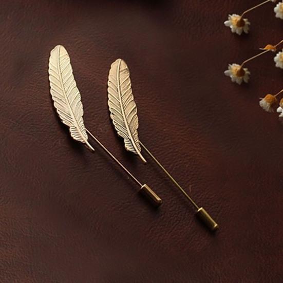 Brooch Elegant Decorative Vintage Men Feather Lapel Pin for Suit