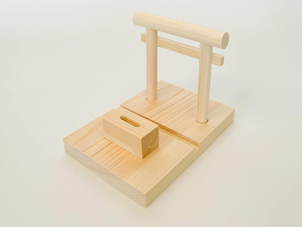 Sakai Sangyo Hinoki Ofuda Holder, Simple Shinto Shrine, Hinoki Ofuda Holder, Made In Japan, Hinoki Wood, Mini, Standing Type, Holds Bills, Simple,
