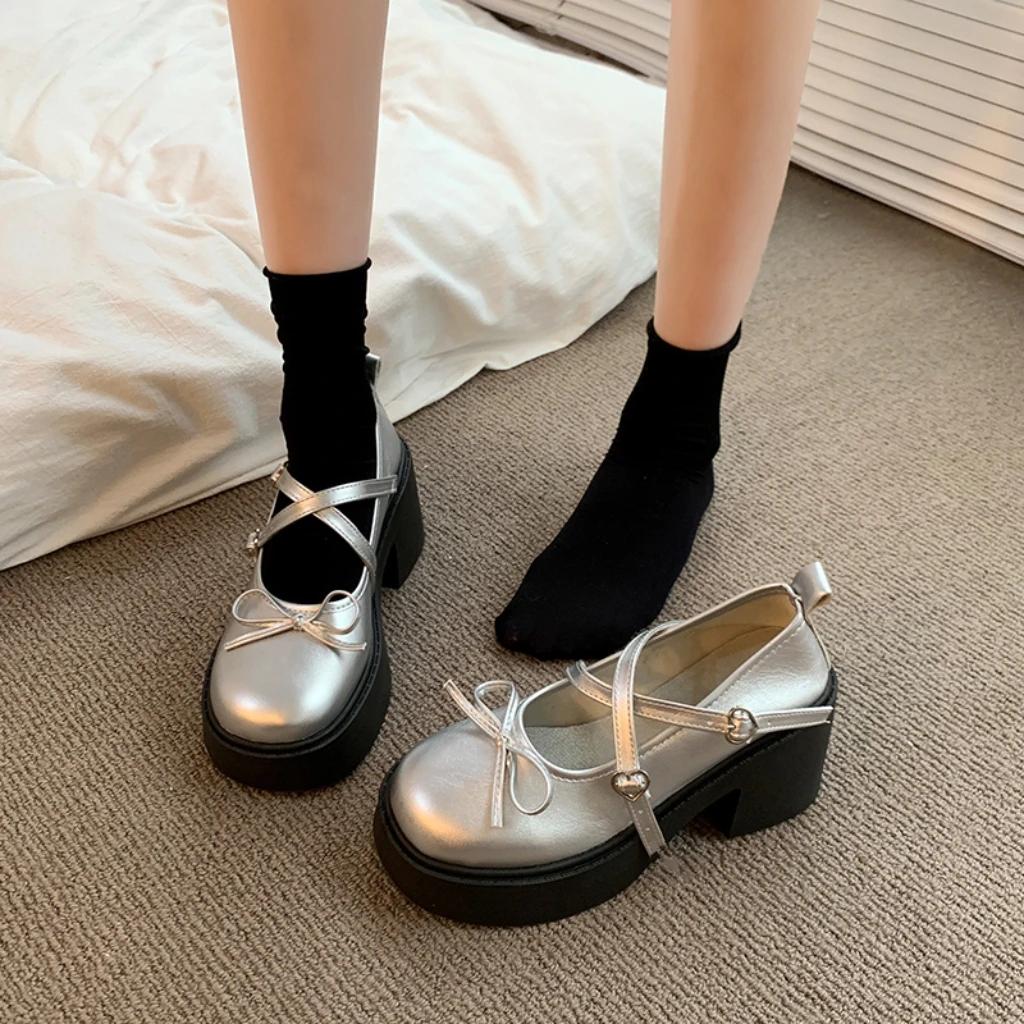 2024 Spring and Autumn Women's Shoes Fashion Solid Color Glossy Round Toe Bow Buckle Shallow High Heels Women's Mary Jane