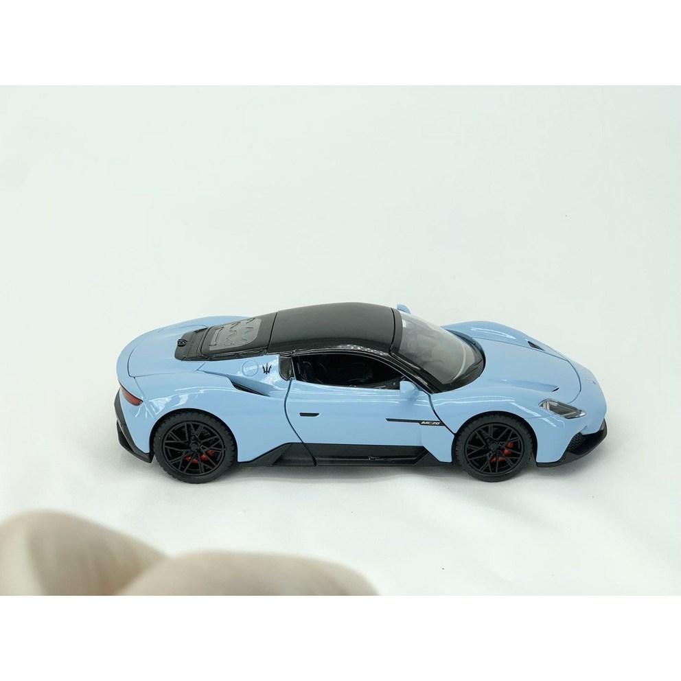 1:Модель-игрушка суперкара Maserati MC20, литая, масштаб 1:22 - Зеленый